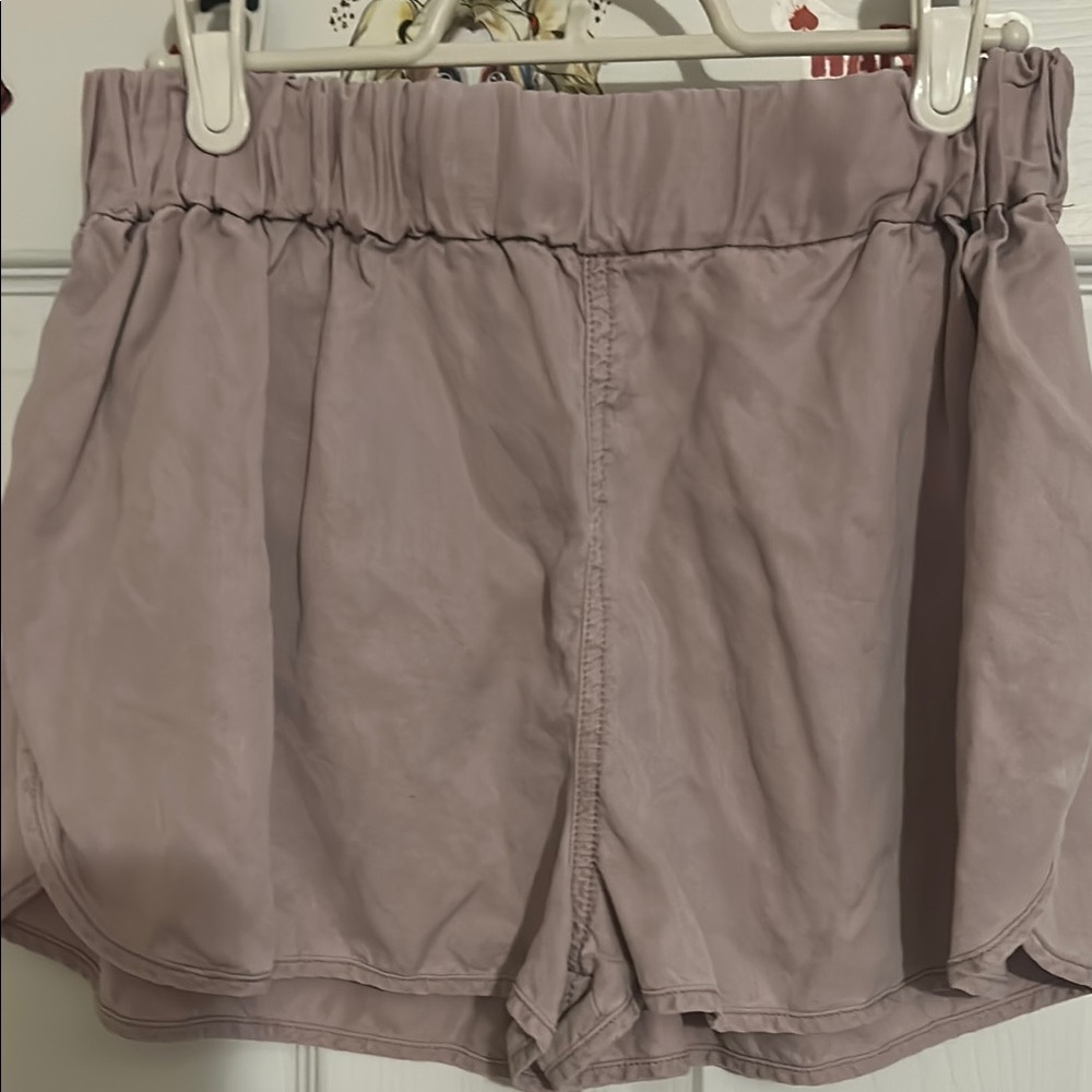 Wilfred Pink/purple Shorts Relaxed Fit Lightweight